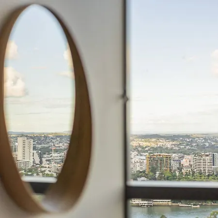 Apartment Queens Wharf 1b Study - Level 29 View Brisbane