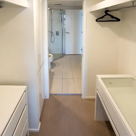 Modern Pad, 1-min To Showgrounds * Brisbane
