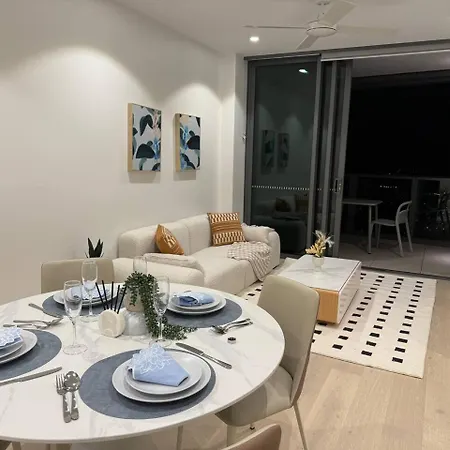 Queens Wharf - Level 42 With River & View Brisbane