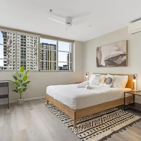 With Views Apartment *