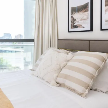 Oaks Luxury 2br With Pool, Gym And Parking Apartment Brisbane