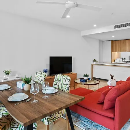 Heart Of Riverview Balcony Pool And Bbq Apartment