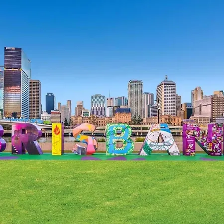Cs - Gorgeous Views 2br W Parking, Pool & Gym * Brisbane