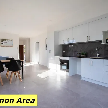 Spacious 1br In Oxley With Free Parking Apartment Brisbane