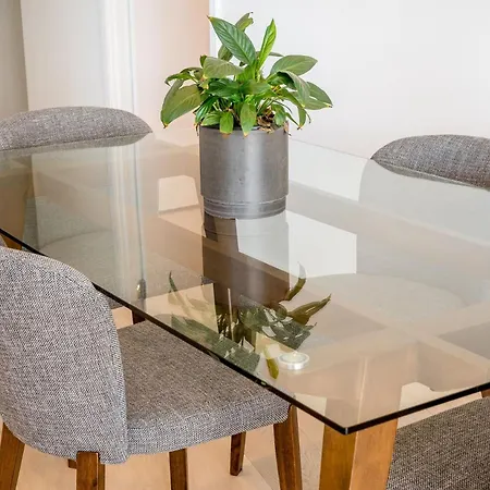 Bright Bowen Hills Apartment, Close To Life Apartment Brisbane