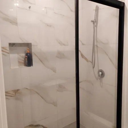 Apartment Serenity Sunnybank Hills 2-bedroom With Kitchen *