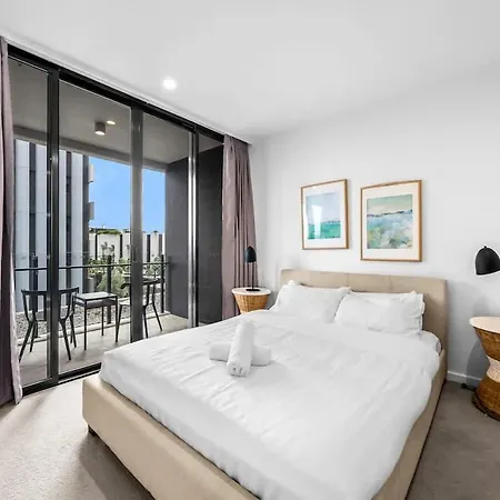 Designer Woolloongabba Retreat Near The Gabba