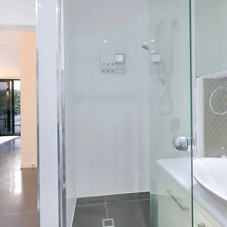 Apartment Kelvin Grove Corner - Near Qut Campus, Dining & Cbd *
