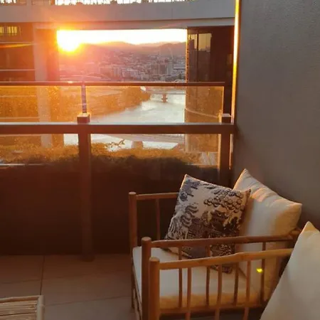 Apartment River View Retreat At Queens Wharf Brisbane