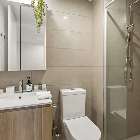 Apartment Gabba Retreat - Rooftop Pool & Stunning View *