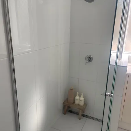 2 Bed Ground Flr Gaythorne Courtyard Apt, Parking * Brisbane