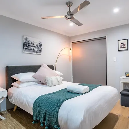 Pulse Hideaway Steps To Valley & Cbd Apartment *