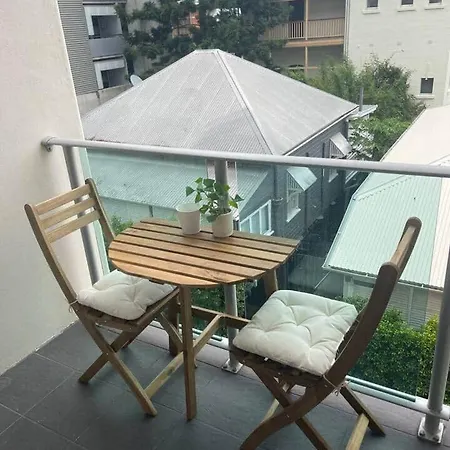 Apartment Inner Gem Next To St Andrews Hospital & Park *