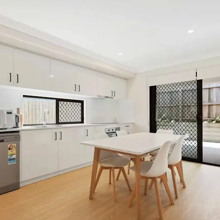 Cozy Sunnybank Base - Unit 3 | Near Shops & Eats * Brisbane