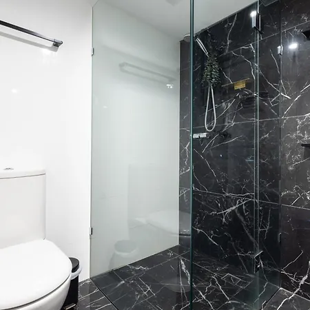 Stylish 2br Cityside With Pool, Gym And Parking Apartment Brisbane