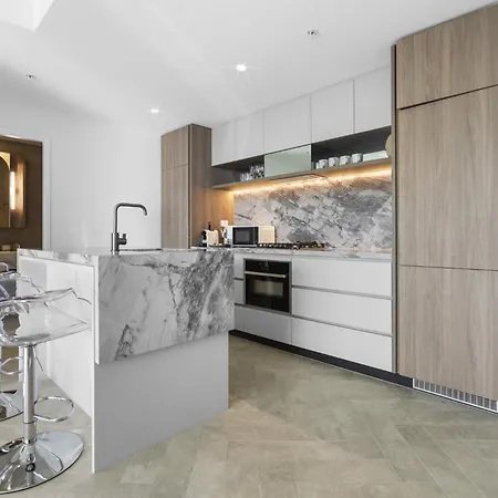 River View 1br With Cbd & Pool, Gym & Sauna *