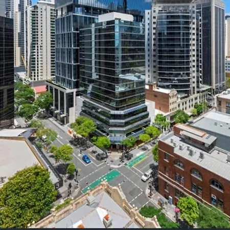 River And View Apartment *