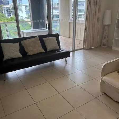 Comfy 1bed And 1 Futon In Heart Of