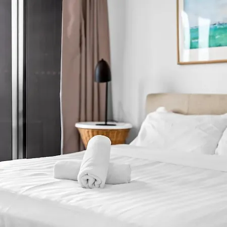 Designer Woolloongabba Retreat Near The Gabba Apartment Brisbane