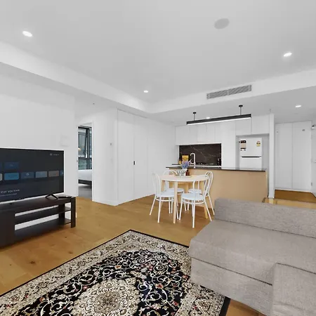 Apartment One Views Level 15 2br