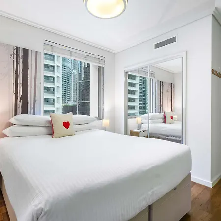 2 Bed 2 Bath Parking