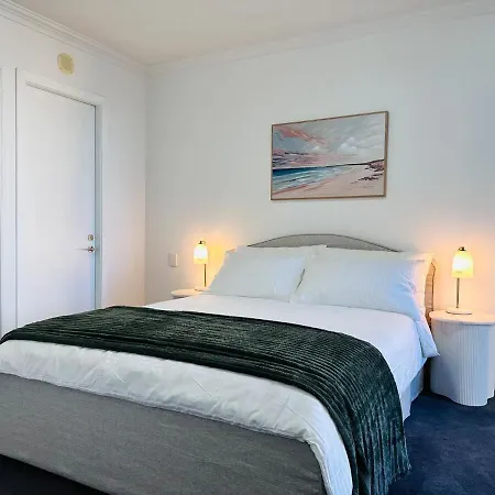 2 Bed In * Brisbane