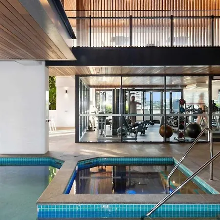 South Bank Modern 2br Riverside Retreat