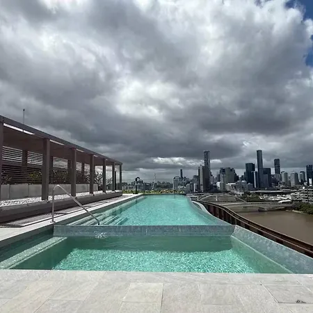 2br Boutique Only Mins To Suncorp Stadium & Bne *