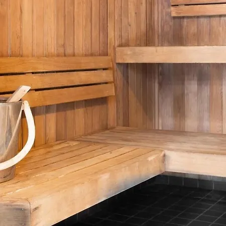 Cbd - Pool Gym - 4 People Apartment *