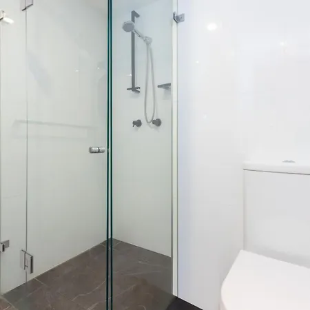 Apartment Stylish 2br Cityside With Pool, Gym And Parking