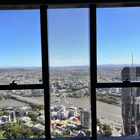 River And View Sky Tower L78 2b2b Apartment *