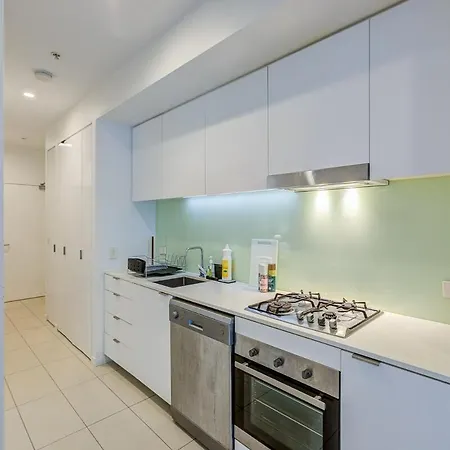 Modern 1br Retreat - Pool, Gym, Parking - Walk To South Bank * Brisbane