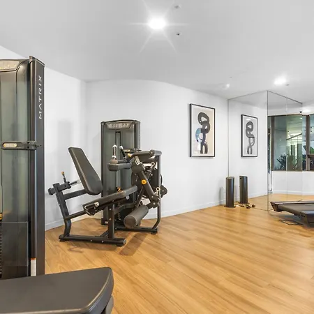 Apartment River View 1br With Cbd & Pool, Gym & Sauna