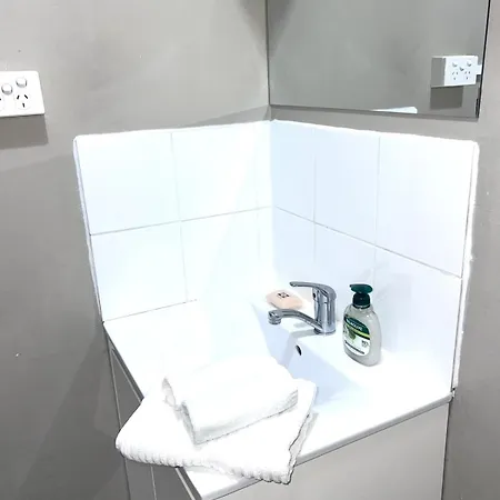 Apartment U4-good Vibe Unit-quiet Close To Cbd-newac Smarttv