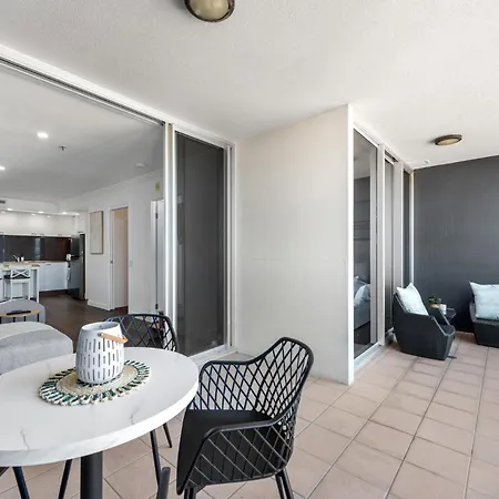 Modern On Mary 1 Bedroom, 1 Bathroom, 1 Car, Views! Apartment *