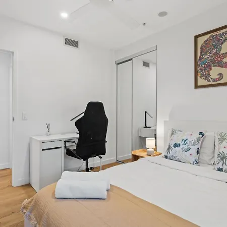 Modern 3br In Sunnybank Pool And Gym Access