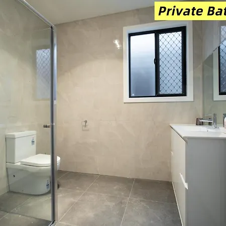 Apartment Spacious 1br In Oxley With Free Parking *