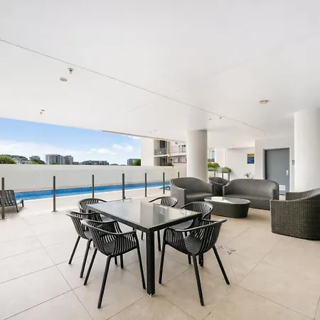 Amorphous Sky Apartment