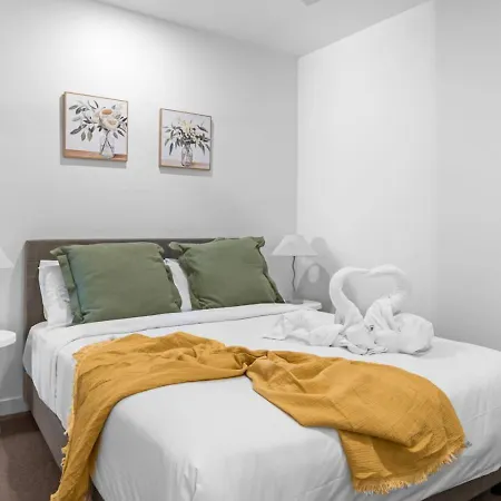 Apartment Stylish 2bedroom Inner-city In South *