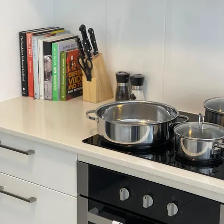 2 Bed Ground Flr Gaythorne Courtyard Apt, Parking * Brisbane