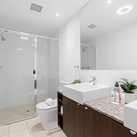 Apartment Oaks Panoramic 2br With Pool, Parking, Gym