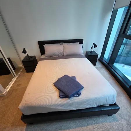 Upper Skyrise Unit Cbd Pool Gym * Brisbane