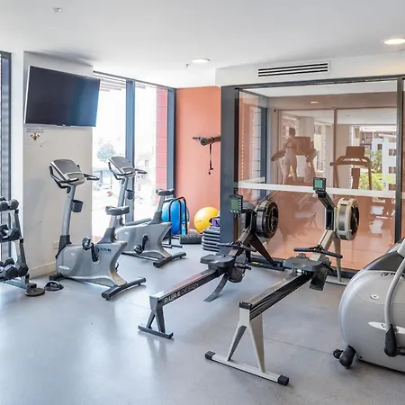 Fortitude Valley Escape With Pool, Gym & Parking * Brisbane