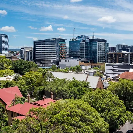 Apartment Fortitude Valley Escape With Pool, Gym & Parking Brisbane