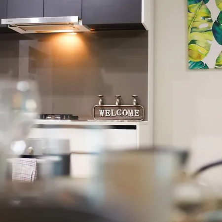South Stylish 1-bedroom Apartment