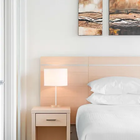 2-bed With River Views *