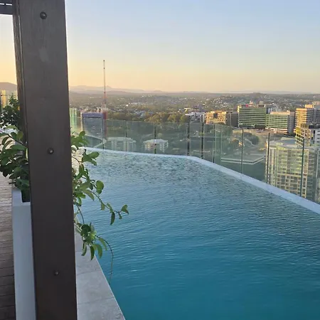 Fv 1br With Rooftop Pool Apartment