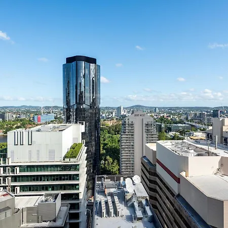 Modern On Mary 1 Bedroom, 1 Bathroom, 1 Car, Views!