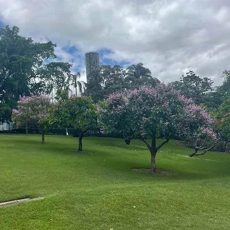 Apartment Inner Gem Next To St Andrews Hospital & Park Brisbane