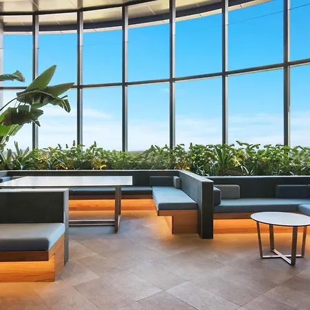 Apartment Elegant 1br Urban Retreat In Heart Of